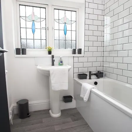 아파트 Sandringham House *